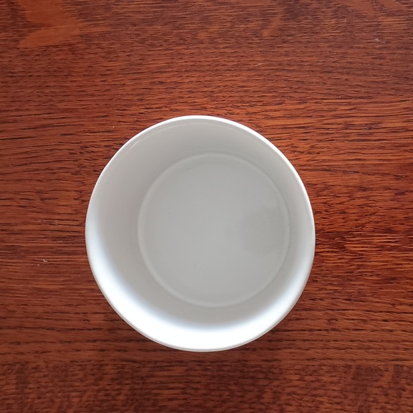 Over and Back Indoor Outfitters Yellow Ware Ramekin Crock b620 - Picture 2 of 3